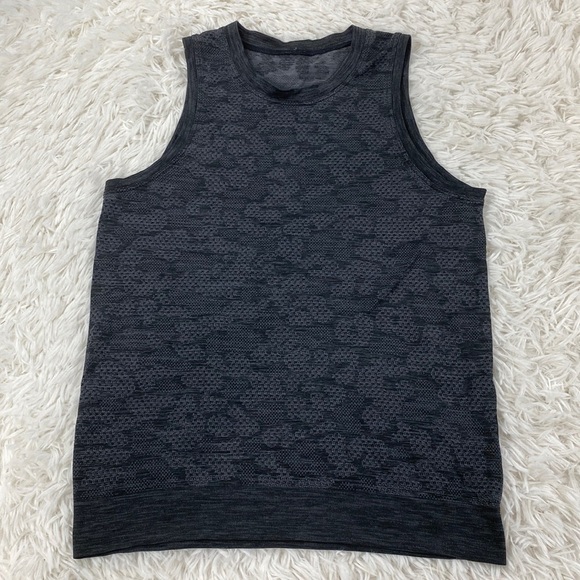 Lululemon Breeze By Muscle Tank Polar Spots Titanium / Black - Picture 1 of 5